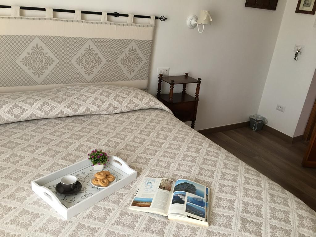 Su Corittu Guesthouse Alghero Bagian luar foto